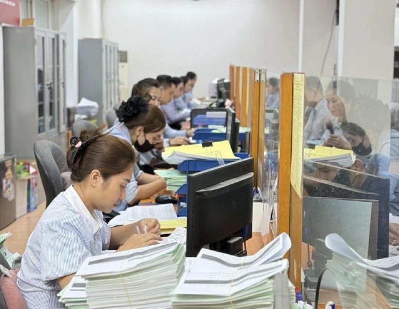 Bổ sung phương thức tuyển dụng viên chức- Ảnh 1. Bổ sung phương thức tuyển dụng viên chức- Ảnh 1.