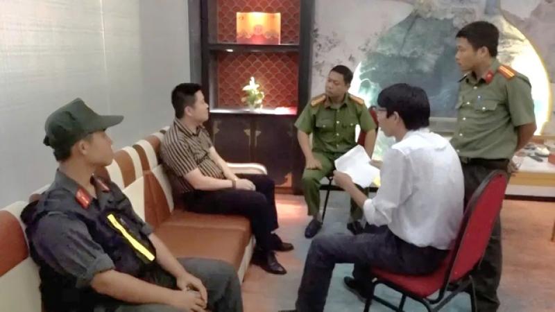 Khánh Hòa: Phát hiện cơ sở người Trung Quốc bán hàng không rõ nguồn gốc- Ảnh 2. Khánh Hòa: Phát hiện cơ sở người Trung Quốc bán hàng không rõ nguồn gốc- Ảnh 2.